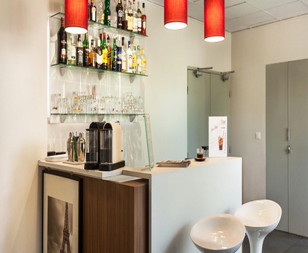 拉曼帝业酒店 楠泰尔 外观 照片